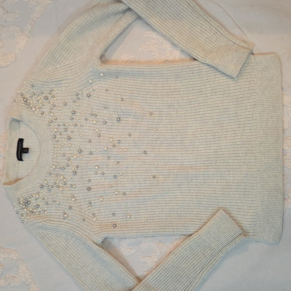 Banana Republic Cream Pearl Embellished Sweater Crewneck Long Sleeve